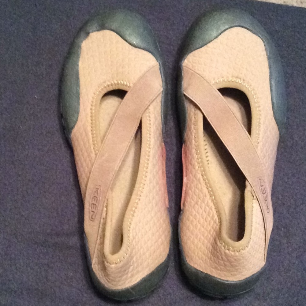 Keen women’s shoes